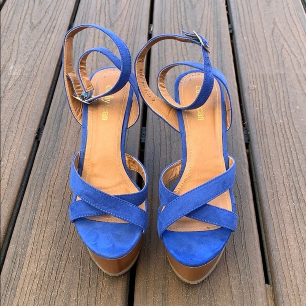 cathy jean | blue strappy wedges